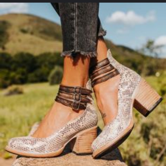 Freebird by Steven Cream Snakeskin Heels with Brown Accents - Picture 2 of 7
